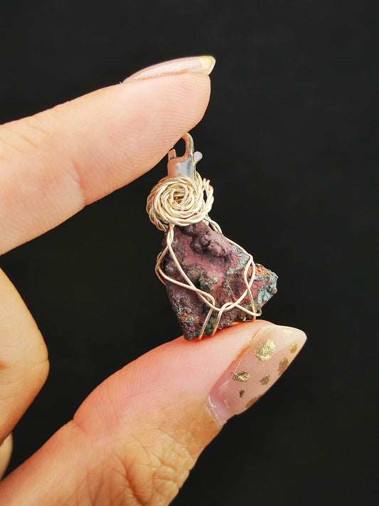 | Mini pendant | Goethite Pendant Copper Wire Wrapped Gemstone Pendant | COLOUR: orange | 100% natural color |