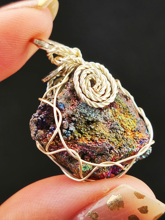 | Mini pendant | Goethite Pendant Copper Wire Wrapped Gemstone Pendant | COLOUR: Gold x Green x Pink x Orange | 100% natural color |