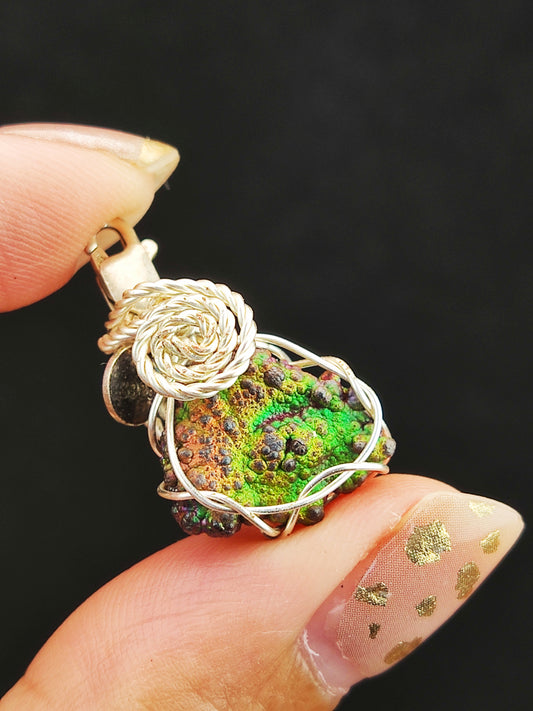| Mini pendant | Goethite Pendant Copper Wire Wrapped Gemstone Pendant | COLOUR: Gold x Green x Orange | 100% natural color |