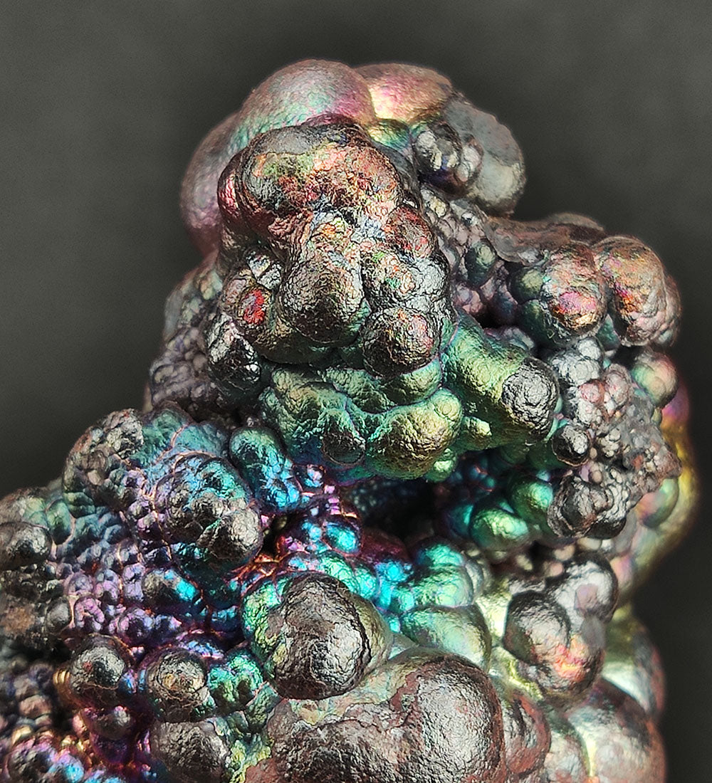 | Top premium rare Iridescent Goethite, Turgite, Hematite, Iridescent | COLOUR: Pink Green Gold x Silver | 100% natural color |