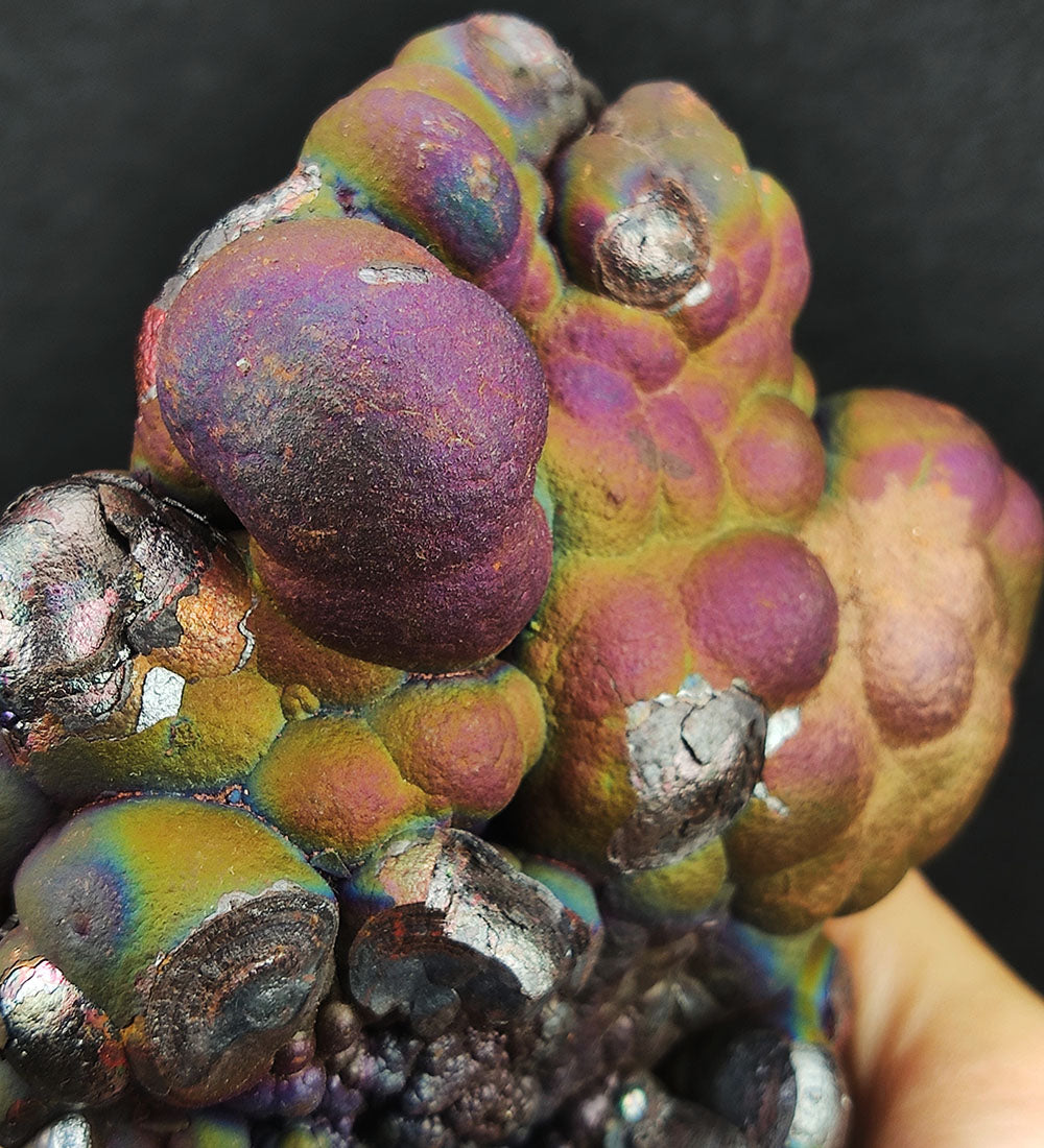 Goethite shape similar:Lion Head | Top premium rare Iridescent Goethite, Turgite, Hematite, Iridescent | COLOUR: Pink , green| 100% natural color |