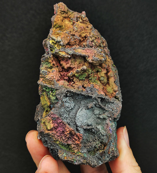 Goethite shape similar:Gold Powder Mountain Top premium rare Iridescent Goethite, Turgite, Hematite, Iridescent COLOUR : Gold with White Quartz Crystal 100% natural color