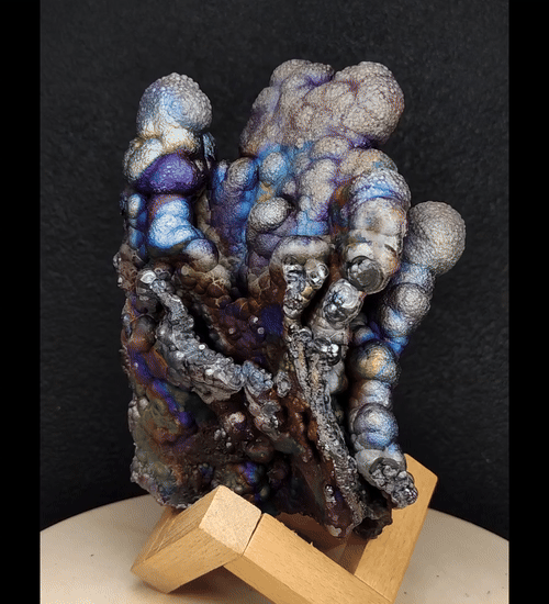 Goethite shape similar:Palm | Big decoration| Top premium rare Iridescent Goethite, Turgite, Hematite, Iridescent | COLOUR: Blue, Silver | 100% natural color |