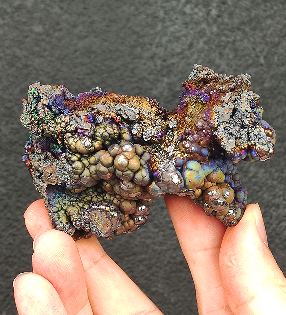 Goethite shape similar:Purple Horse | Top premium rare Iridescent Goethite, Turgite, Hematite, Iridescent | COLOUR: Pink , green| 100% natural color |