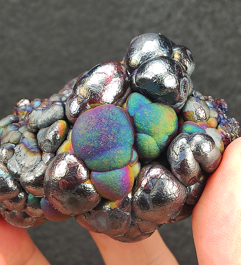 | Top premium rare Iridescent Goethite, Turgite, Hematite, Iridescent | COLOUR: Silver , Pink , Green | 100% natural color |