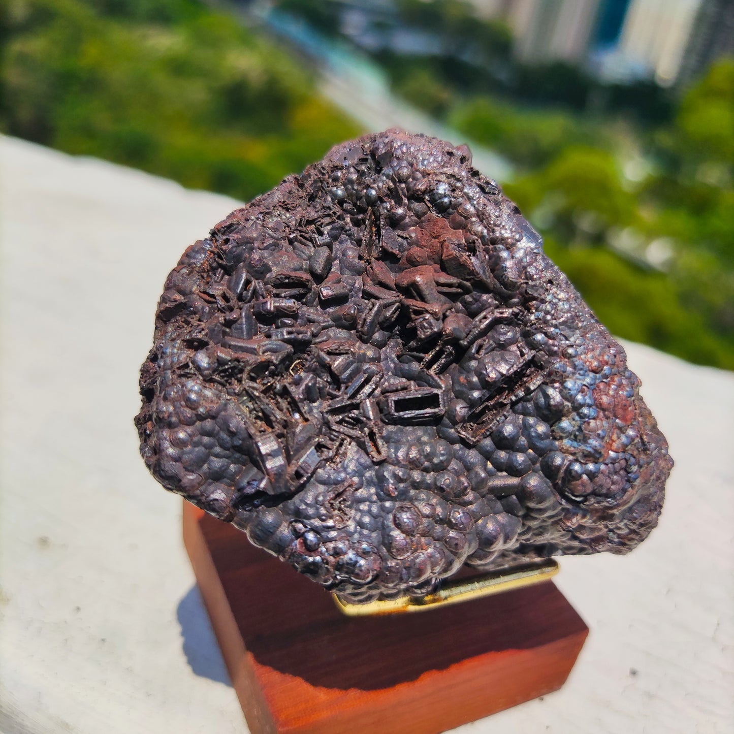 | Top premium rare Iridescent Goethite, Turgite, Hematite, Iridescent | COLOUR: Silver black ,Turgite with black Calcite | 100% natural color |