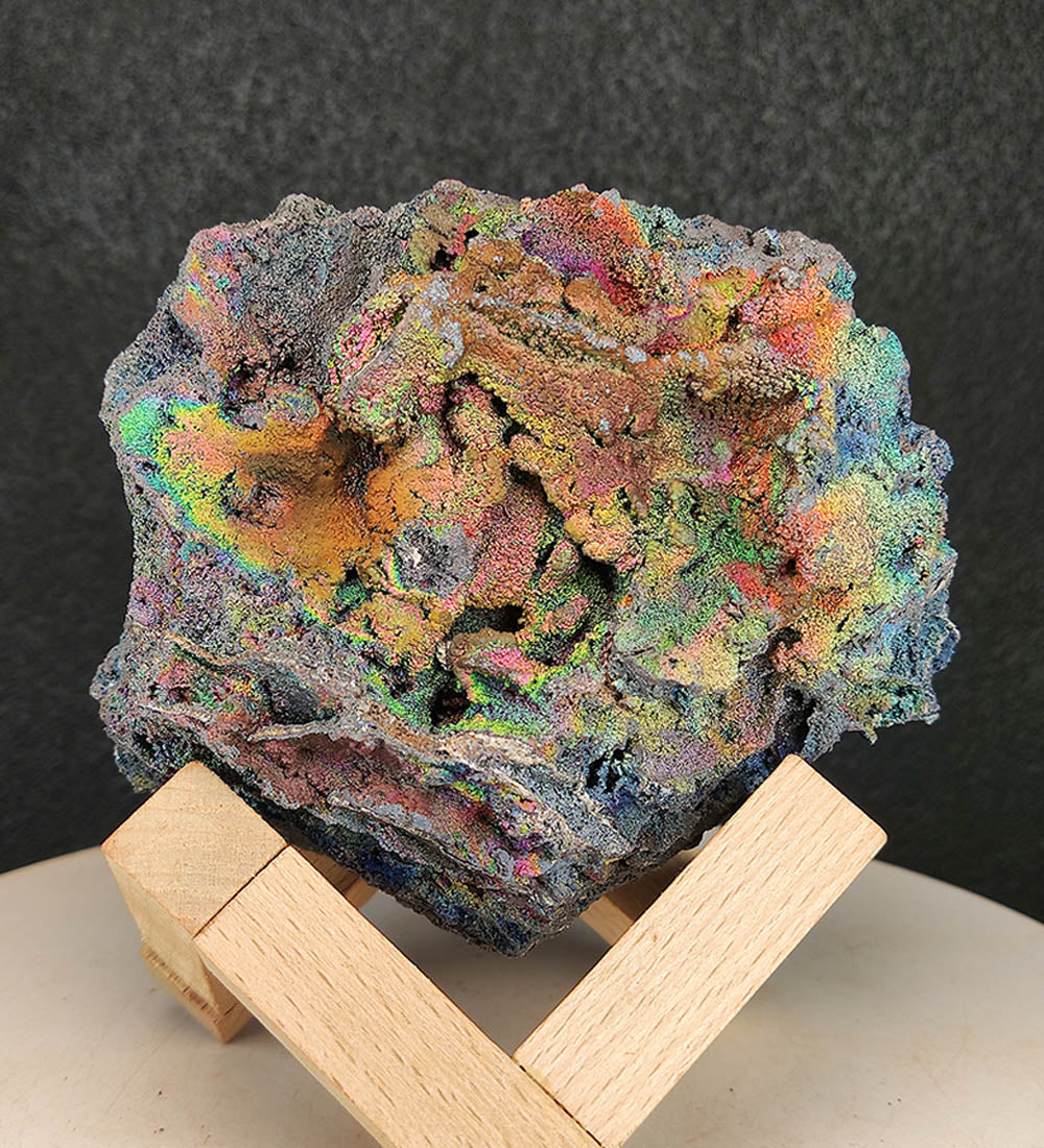 | Top premium rare Iridescent Goethite, Turgite, Hematite, Iridescent | COLOUR: Gold, Green, with White Quartz,Crystal | 100% natural color |