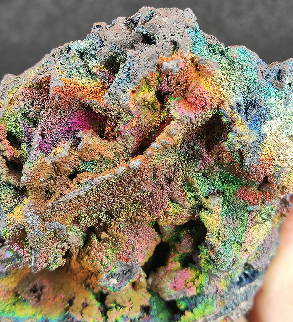 | Top premium rare Iridescent Goethite, Turgite, Hematite, Iridescent | COLOUR: Gold, Green, with White Quartz,Crystal | 100% natural color |