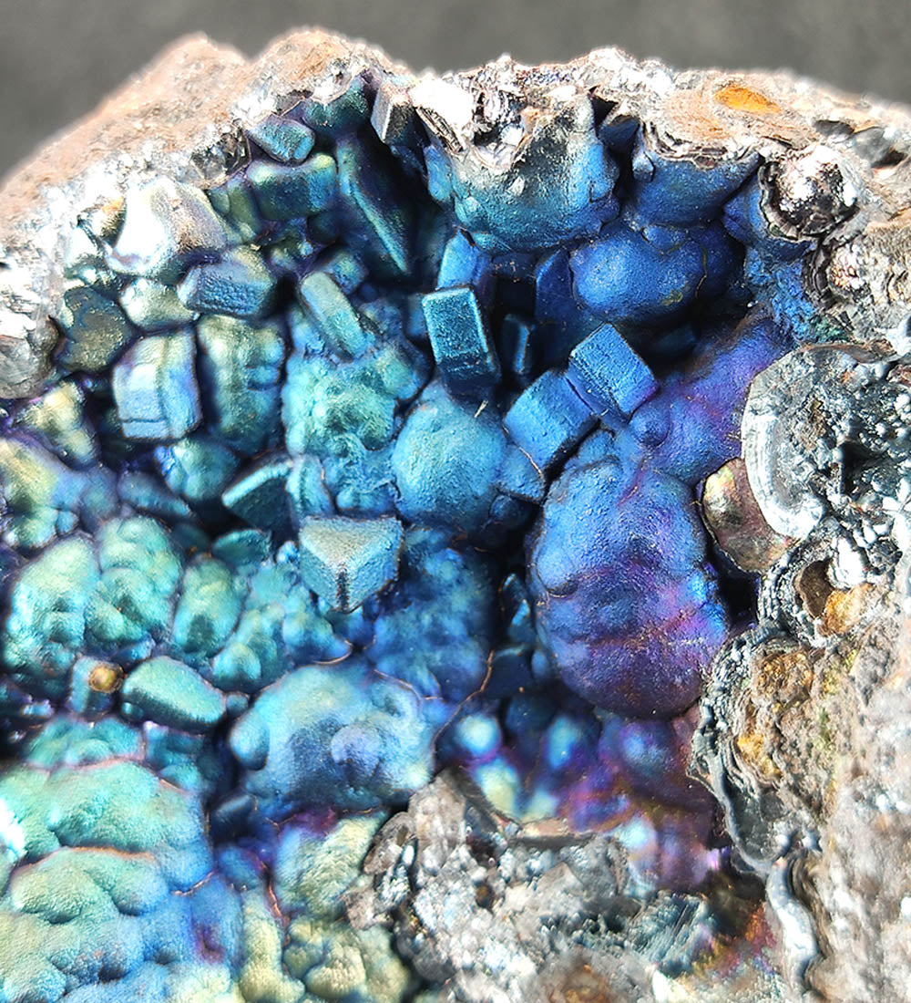 | Top premium rare Iridescent Goethite, Turgite, Hematite, Iridescent | COLOUR: Gold, Green,Blue, Silver, Turgite with Blue Calcite | 100% natural color |
