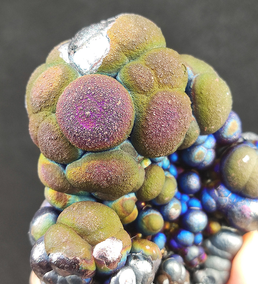 | Top premium rare Iridescent Goethite, Turgite, Hematite, Iridescent | COLOUR: Green, Silver, Blue | 100% natural color |