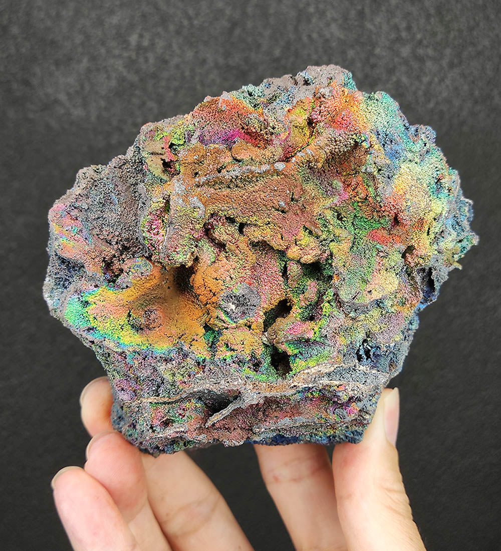 | Top premium rare Iridescent Goethite, Turgite, Hematite, Iridescent | COLOUR: Gold, Green, with White Quartz,Crystal | 100% natural color |