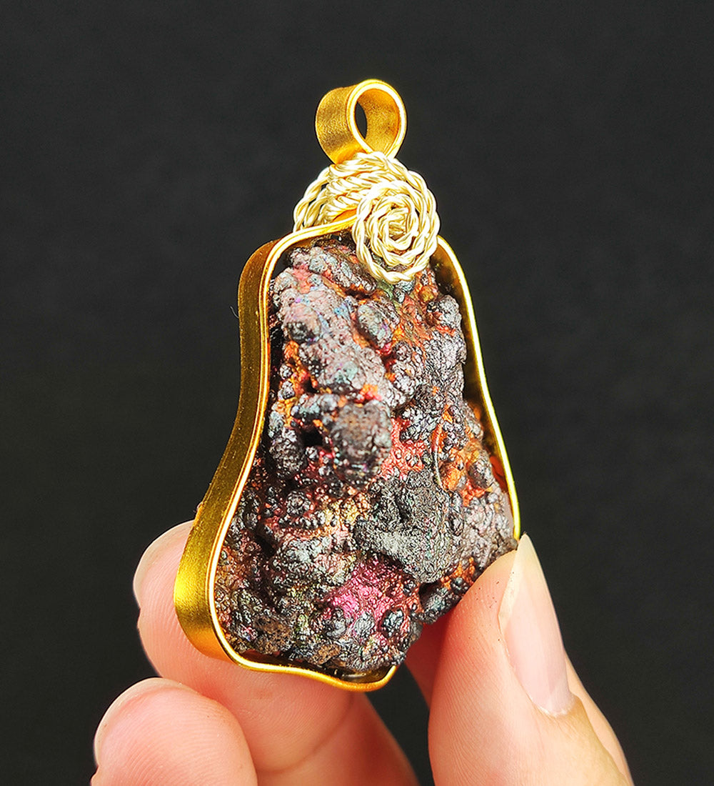 | Brand New Accessories | Goethite Pendant Copper Wire Wrapped Gemstone Pendant | COLOUR: Orange, Pink, Silver | 100% natural color |