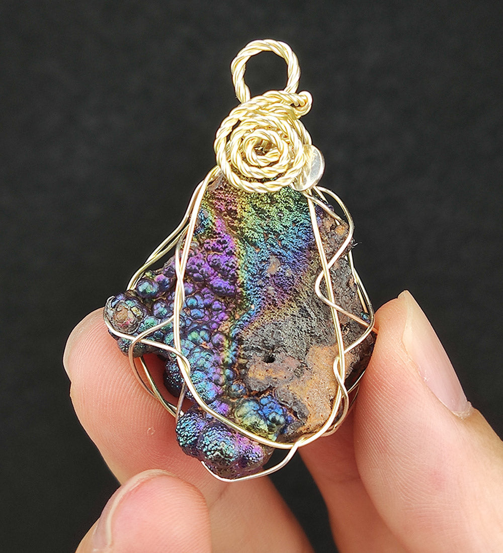 | Goethite Pendant Copper Wire Wrapped Gemstone Pendant | COLOUR: Gold x Purple x Blue| 100% natural color |