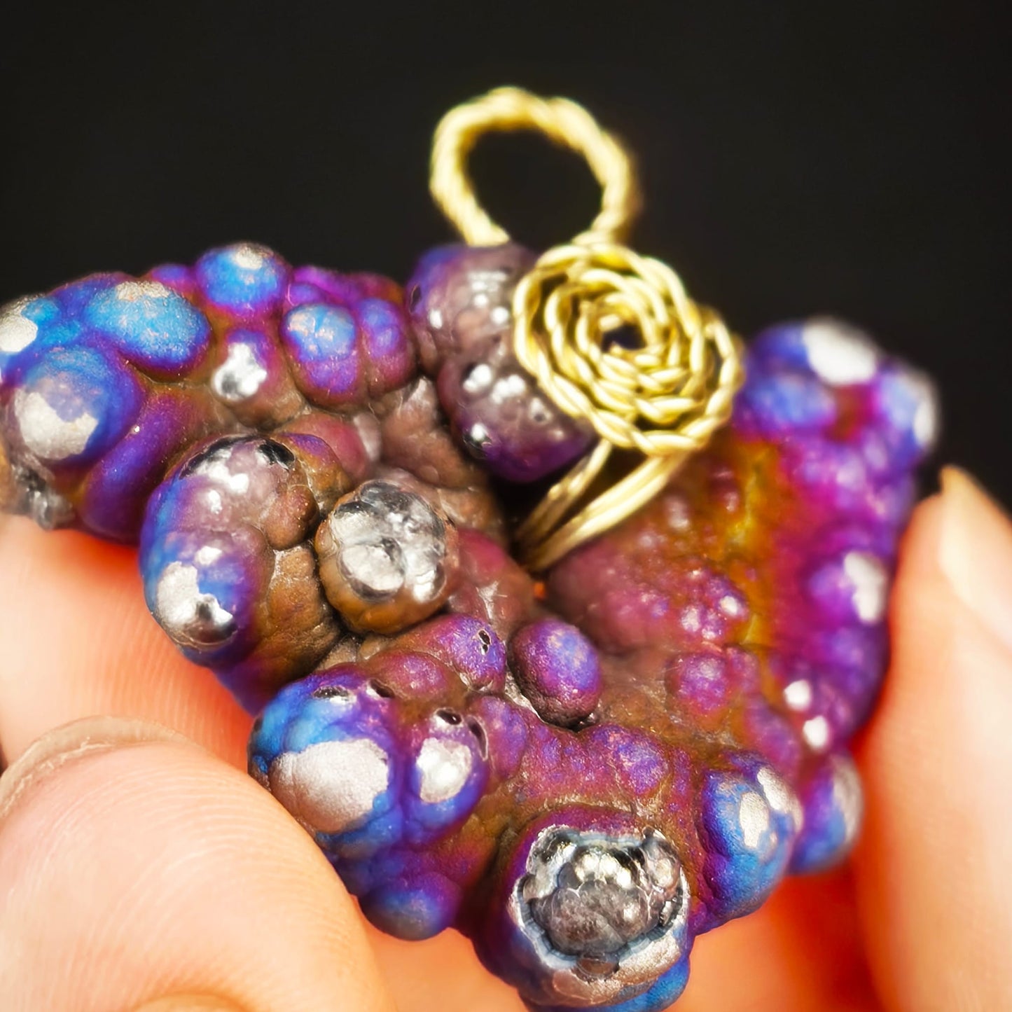 Bodhi Bead Pendant Dragon Heart | Natural Blue Purple Silver | Wealth Luck & Career Breakthrough