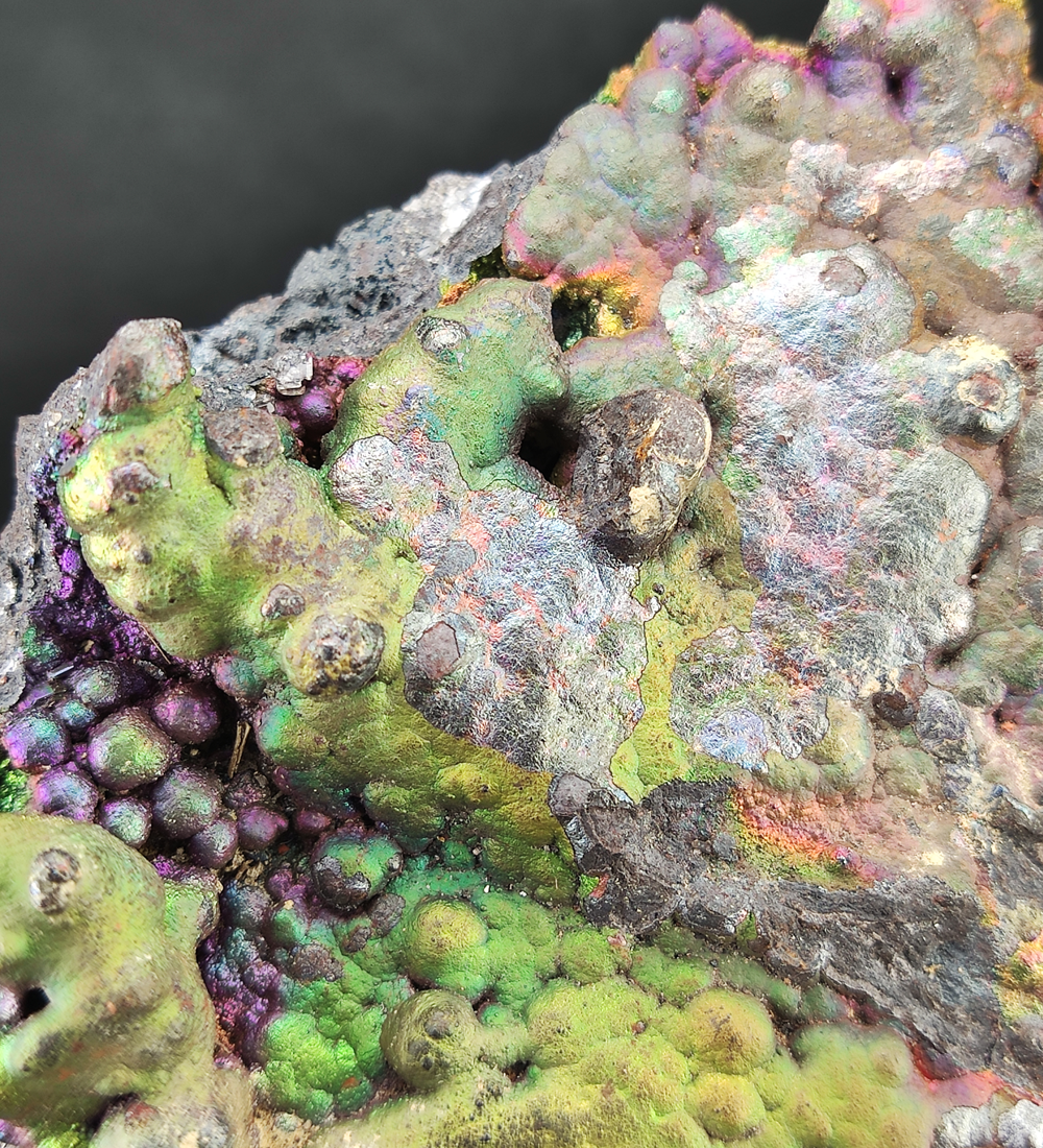 | Top premium rare Iridescent Goethite, Turgite, Hematite, Iridescent | COLOUR: Pink, Green | 100% natural color |