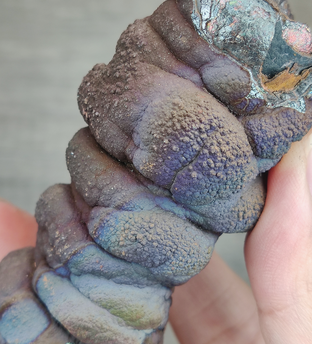 | Goethite Pillar(8.8cm) | Top premium rare Iridescent Goethite, Turgite, Hematite, Iridescent | COLOUR: brown, blue | 100% natural color |