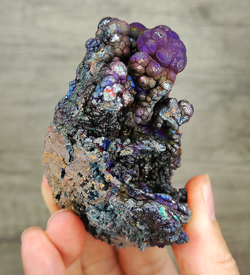 | Top premium rare Iridescent Goethite, Turgite, Hematite, Iridescent | COLOUR: Purple, Silver| 100% natural color |