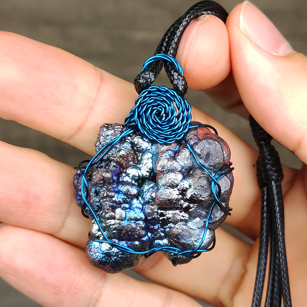 | Goethite Pendant Copper Wire Wrapped Gemstone Pendant | COLOUR: silver, blue | 100% natural color |