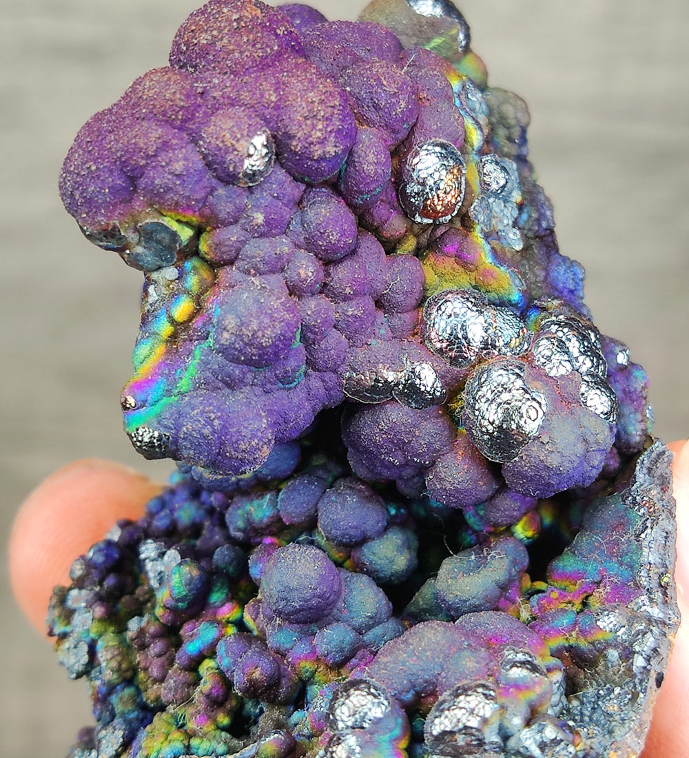 | Top premium rare Iridescent Goethite, Turgite, Hematite, Iridescent | COLOUR: Purple, Silver| 100% natural color |