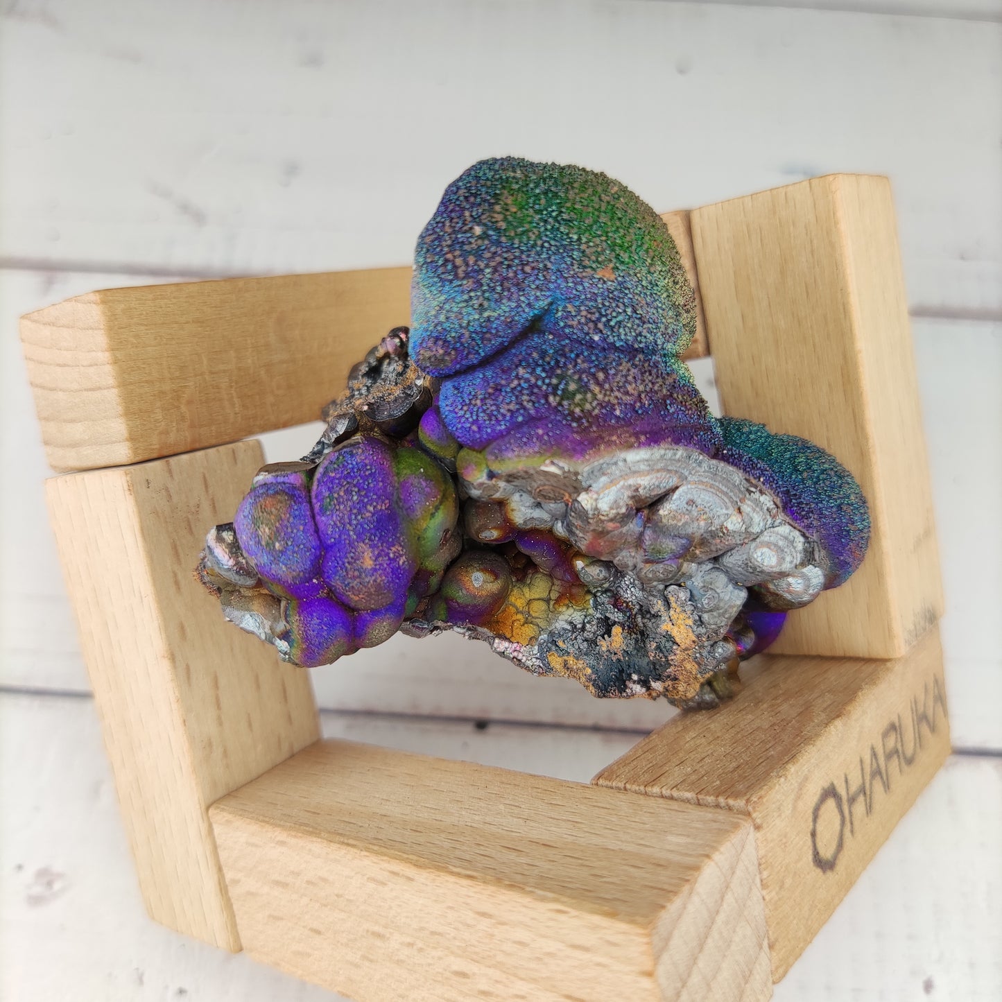 | Top premium rare Iridescent Goethite, Turgite, Hematite, Iridescent | COLOUR: purple, green, glod| 100% natural color |