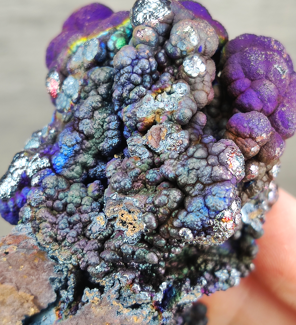 | Top premium rare Iridescent Goethite, Turgite, Hematite, Iridescent | COLOUR: Purple, Silver| 100% natural color |