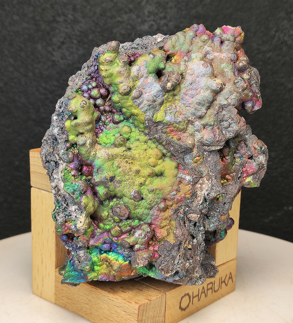 | Top premium rare Iridescent Goethite, Turgite, Hematite, Iridescent | COLOUR: Pink, Green | 100% natural color |