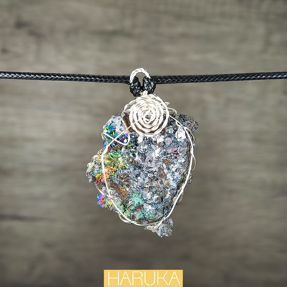 | Goethite Pendant Copper Wire Wrapped Gemstone Pendant | COLOUR: Rainbow with White Quartz,Crystal | 100% natural color |