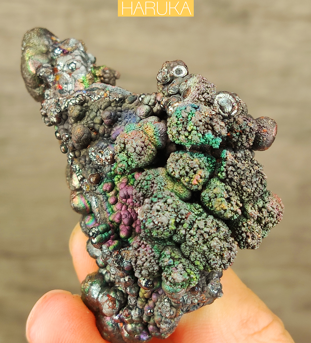 | Goethite Pillar(6.1cm) | Top premium rare Iridescent Goethite, Turgite, Hematite, Iridescent | COLOUR: gold , Silver | 100% natural color |