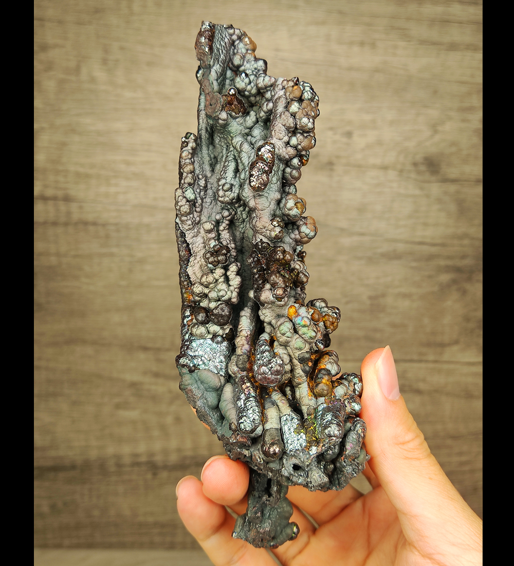| Goethite Pillar(16cm) | Top premium rare Iridescent Goethite, Turgite, Hematite, Iridescent | COLOUR: gold , Silver | 100% natural color |