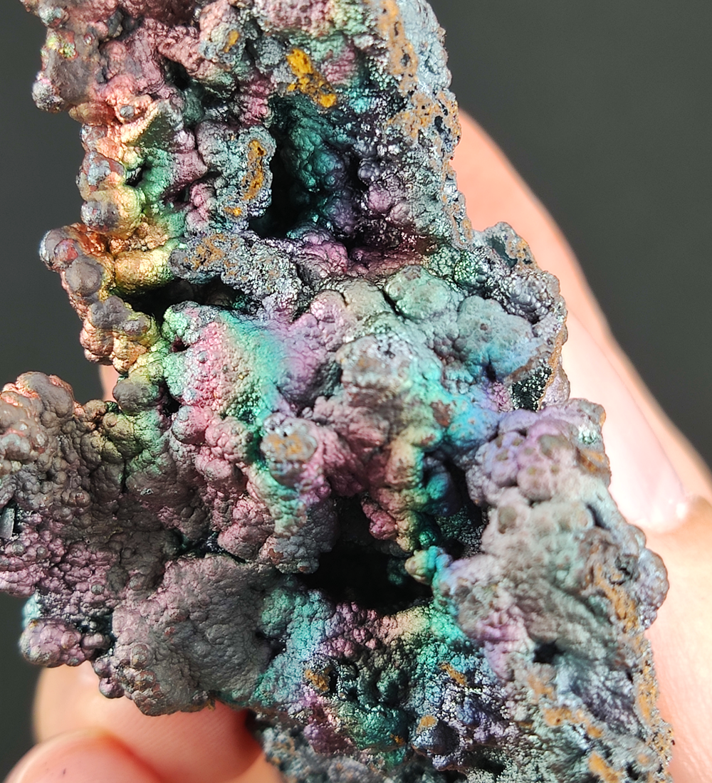 | Top premium rare Iridescent Goethite, Turgite, Hematite, Iridescent | COLOUR: Pink, Green | 100% natural color |