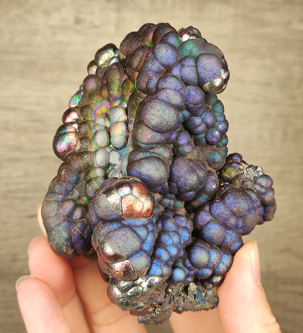| Top premium rare Iridescent Goethite, Turgite, Hematite, Iridescent | COLOUR: Blue, Purple, Pink | 100% natural color |