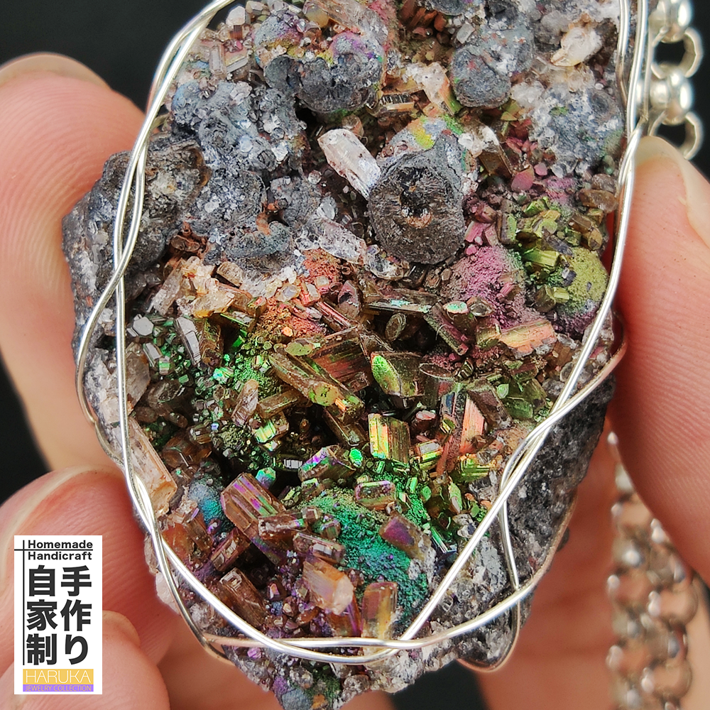| Top premium rare Iridescent Goethite, Turgite, Hematite, Iridescent | COLOUR: Rainbow ,Turgite with gold Calcite & White Quartz,Crystal | 100% natural color |