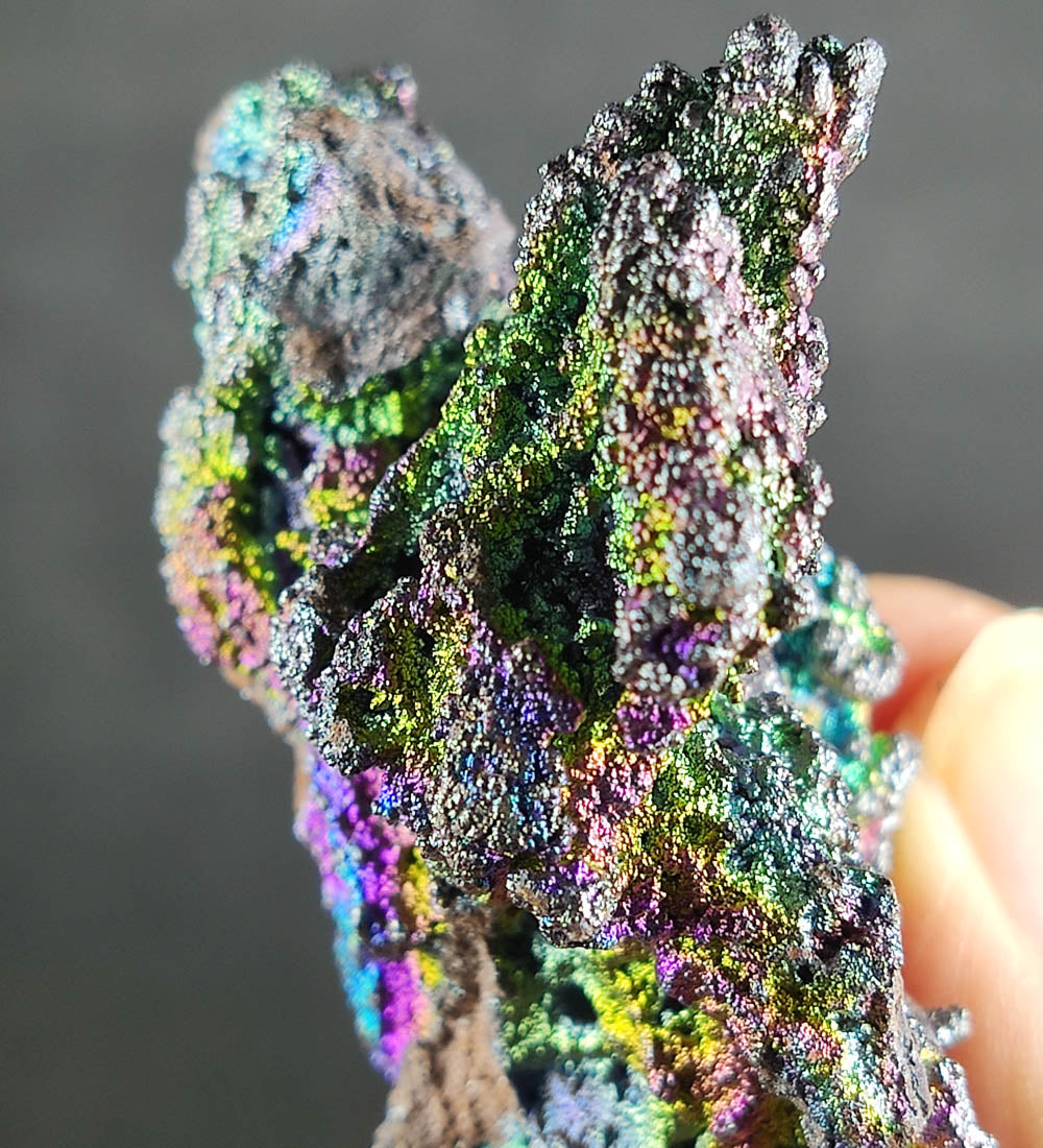 | Top premium rare Iridescent Goethite, Turgite, Hematite, Iridescent | COLOUR: pink, green,purple | 100% natural color |