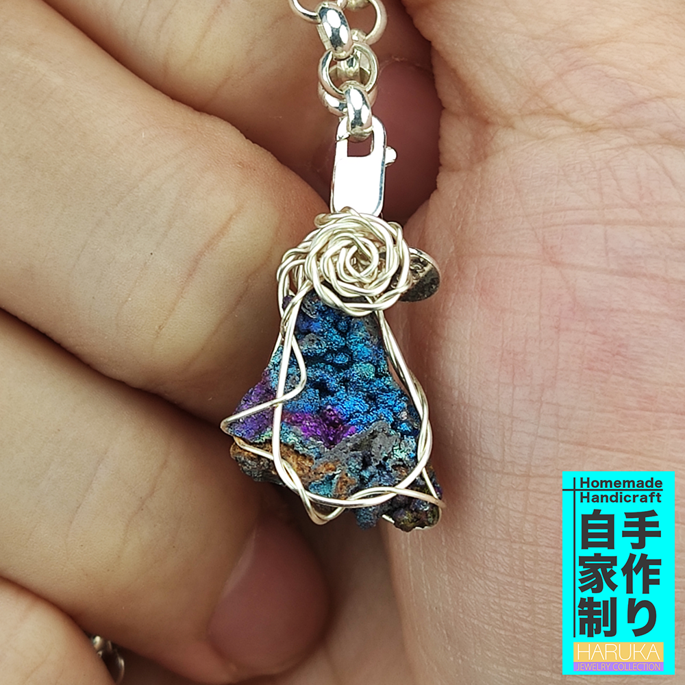 | 頂級 | 銀色系 | 優雅湖水藍 | 招健康 | 力泥 |活扣飾物 | 不包括銀鏈 |