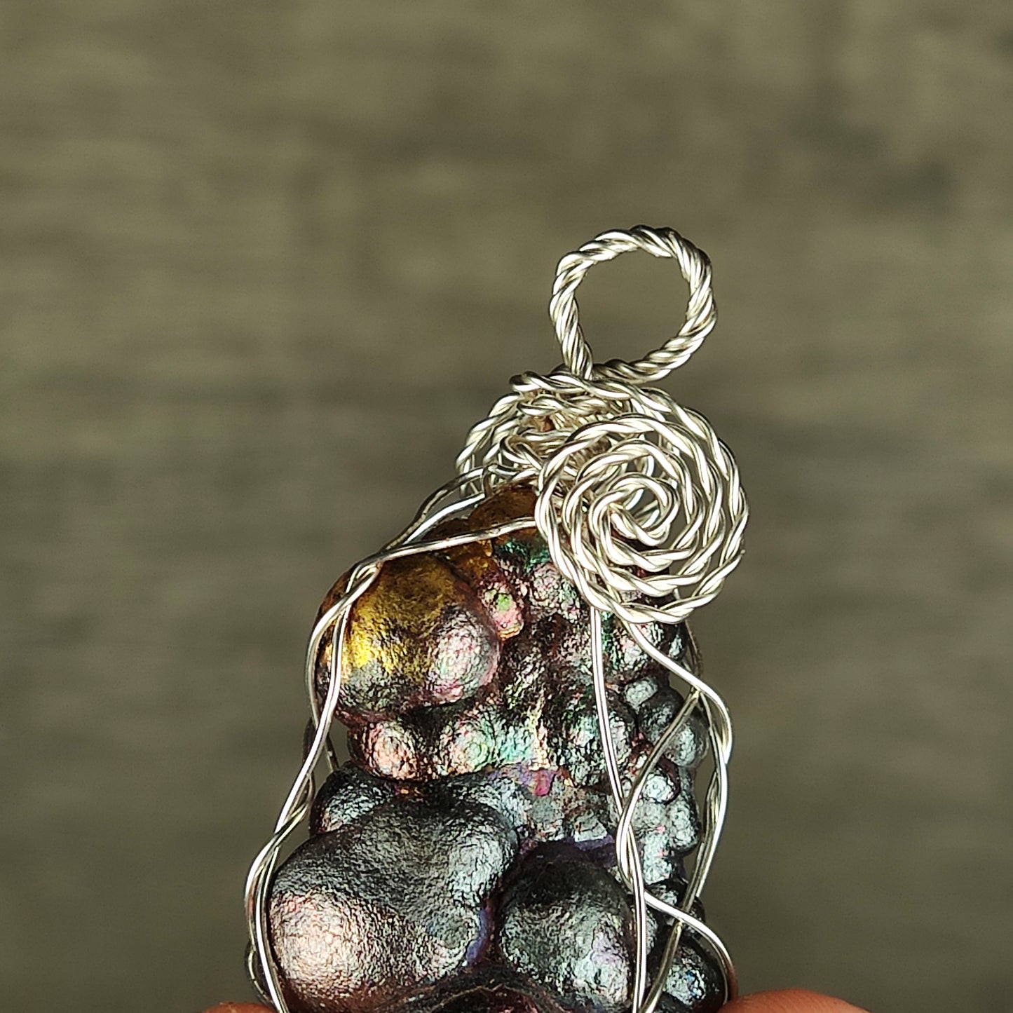 | Goethite Pendant Copper Wire Wrapped Gemstone Pendant | COLOUR: Gold, Purple | 100% natural color |