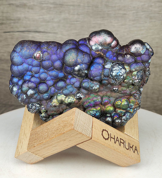 | Top premium rare Iridescent Goethite, Turgite, Hematite, Iridescent | COLOUR: Purple, Blue, Green,pink | 100% natural color |