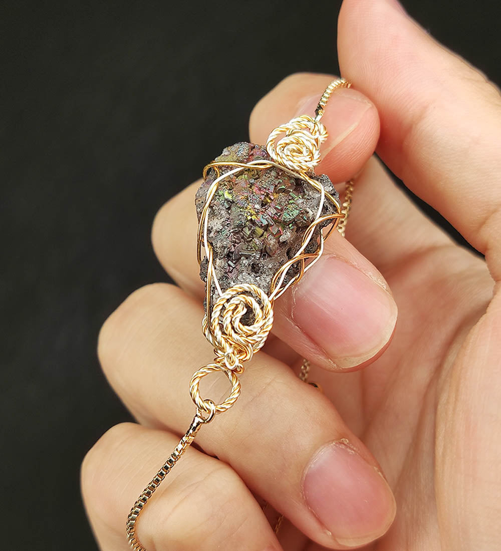 | Bracelet | Goethite Pendant Copper Wire Wrapped Gemstone Pendant | COLOUR: Green, Turgite with White Quartz Crystal| 100% natural color |