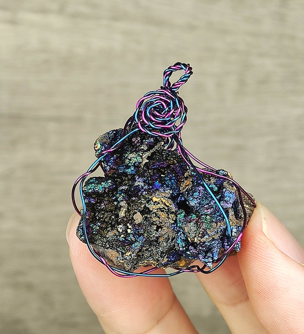 | Goethite Pendant Copper Wire Wrapped Gemstone Pendant | COLOUR: Rainbow, Purple | 100% natural color |