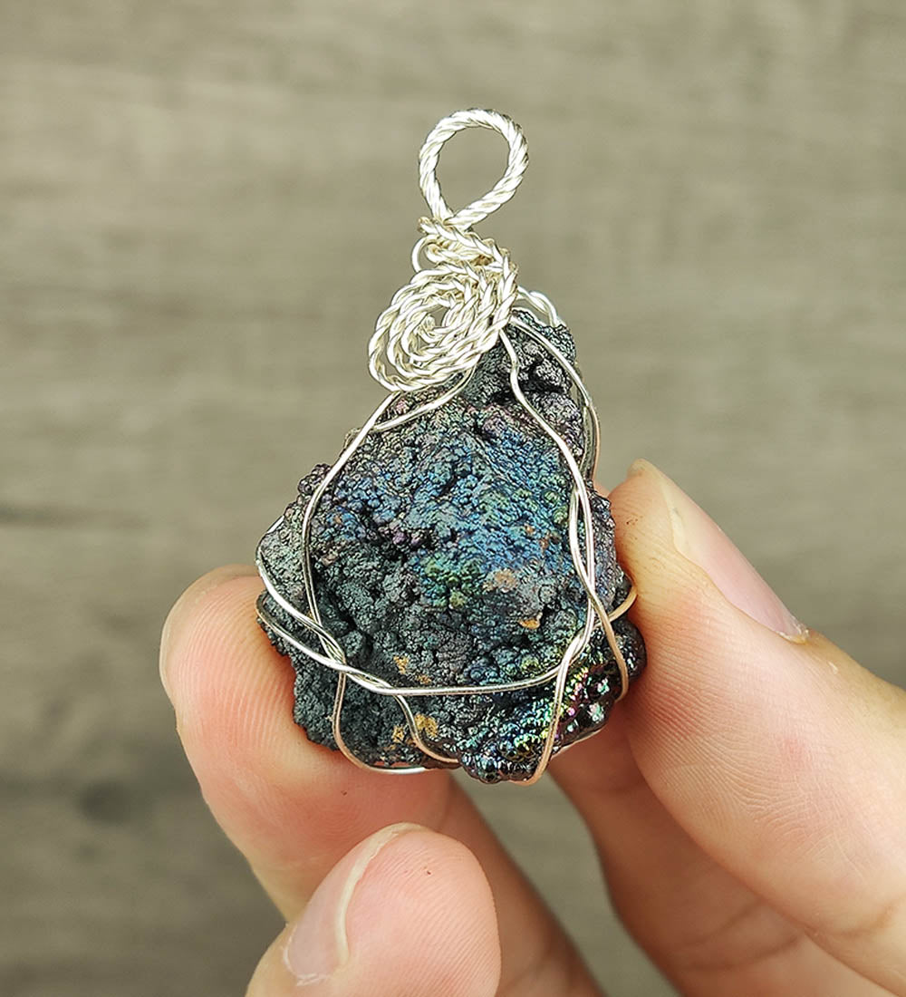 | Goethite Pendant Copper Wire Wrapped Gemstone Pendant | COLOUR: Silver, Purple, Green | 100% natural color |