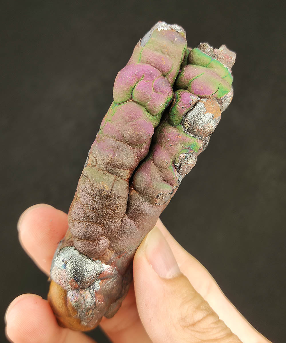 | 頂級 | 亞嚕家大佛柱 (9cm) | 造型 : V 孖柱 | 能量高 - 指向性好 | 招財、癖邪、驅小人能量特別好 | 力泥活石 | 膽料 |