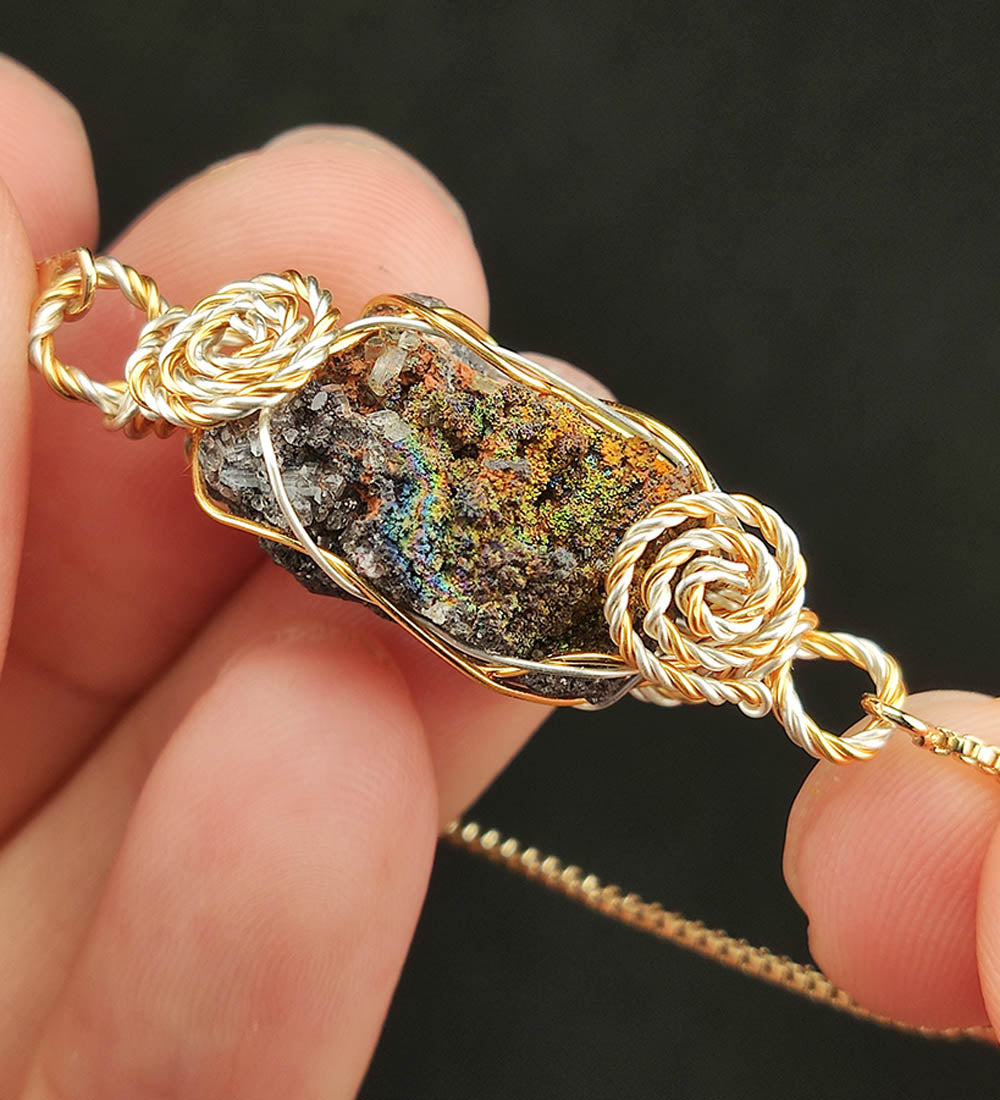 | Bracelet | Goethite Pendant Copper Wire Wrapped Gemstone Pendant | COLOUR: Gold, Turgite with White Quartz Crystal| 100% natural color |
