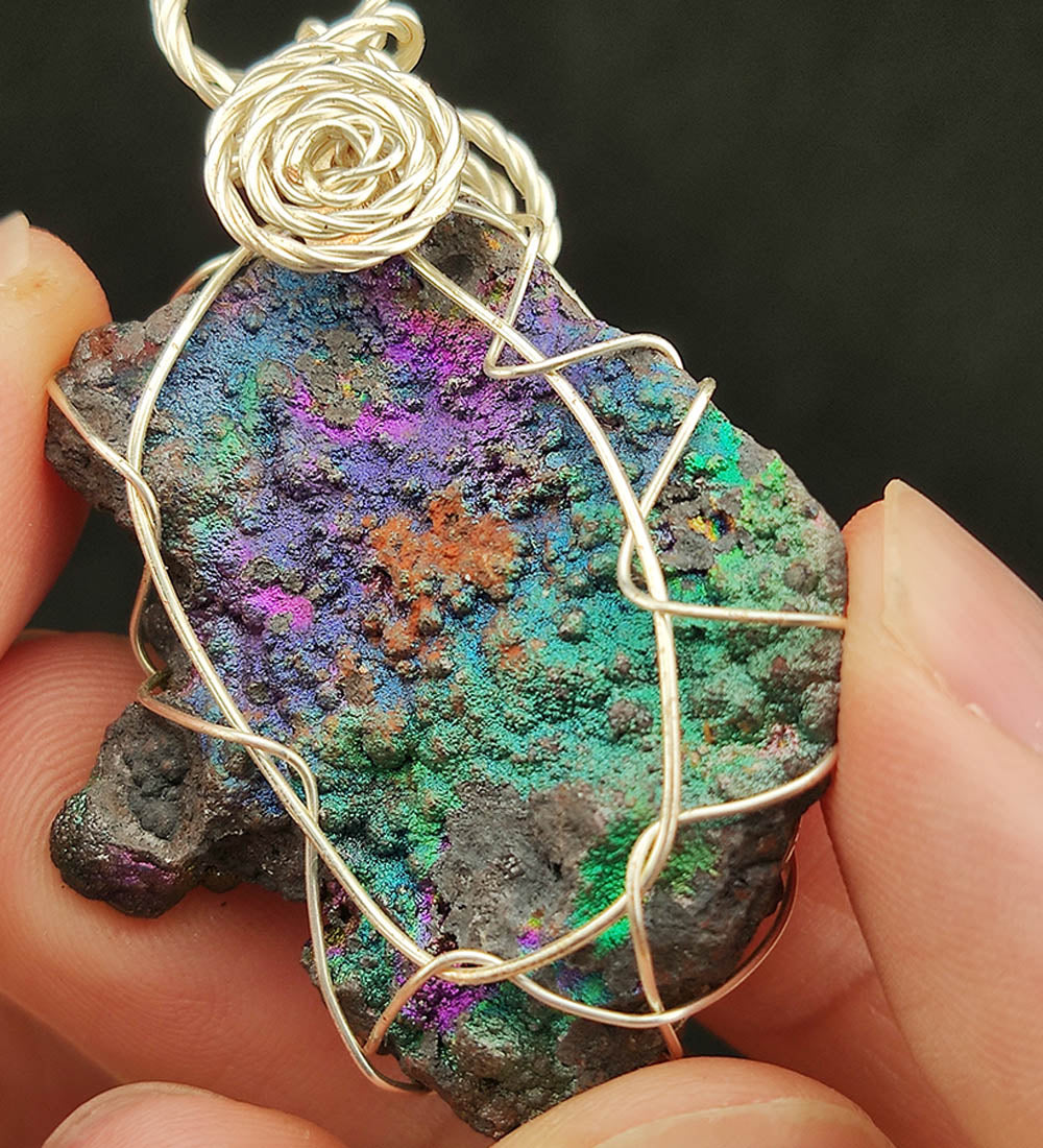 | Goethite Pendant Copper Wire Wrapped Gemstone Pendant | COLOUR: Green ,Purple, Red, Turgite with White Quartz,Crystal| 100% natural color |