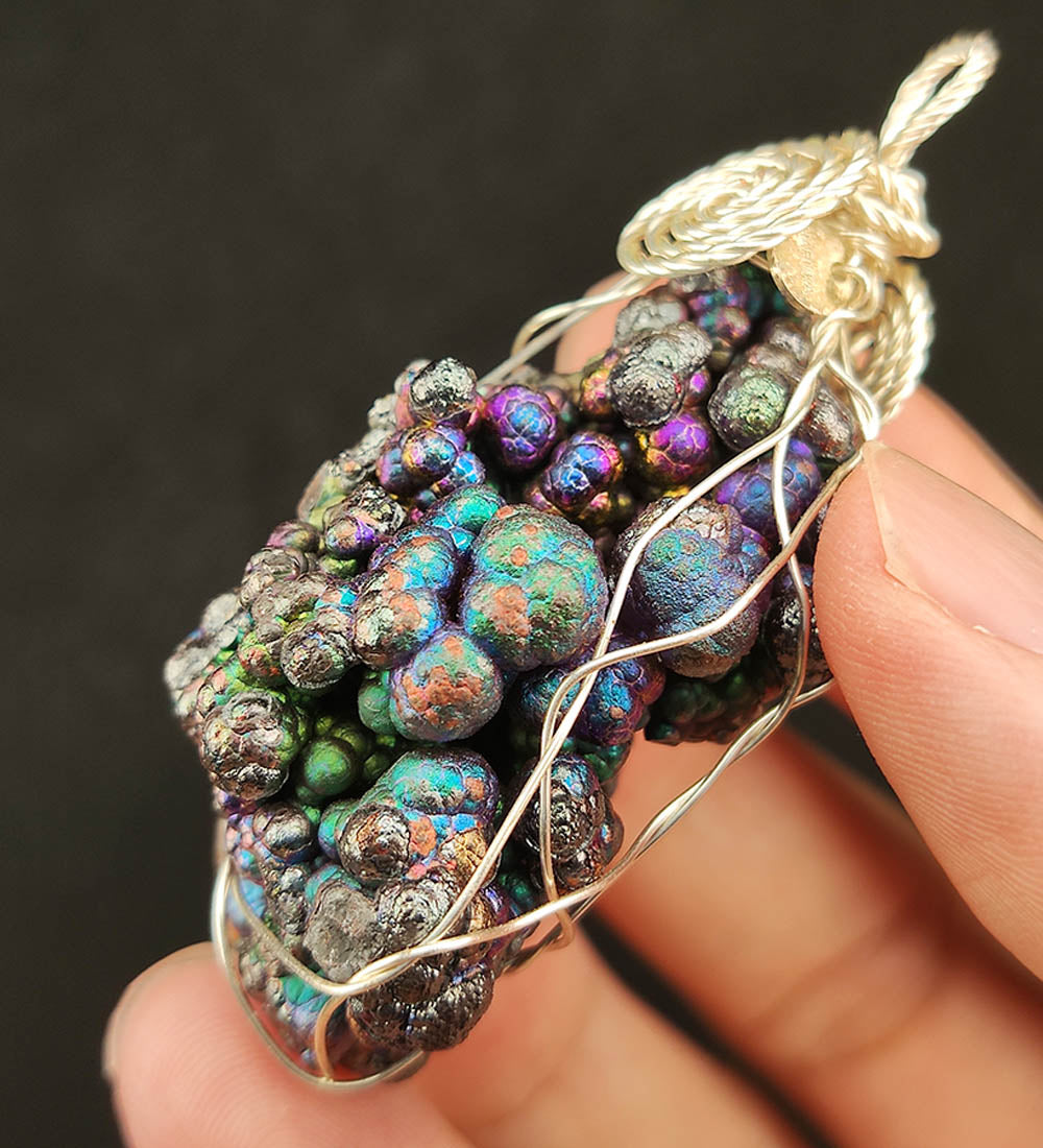| Goethite Pendant Copper Wire Wrapped Gemstone Pendant | COLOUR: Green, Silver, Blue, Purple, Gold | 100% natural color |