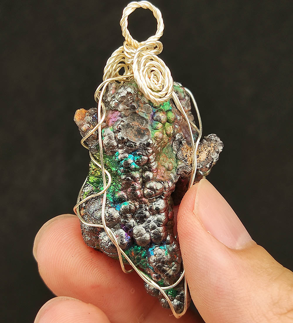| Goethite Pendant Copper Wire Wrapped Gemstone Pendant | COLOUR: Gold, Blue, Silver, Green | 100% natural color |