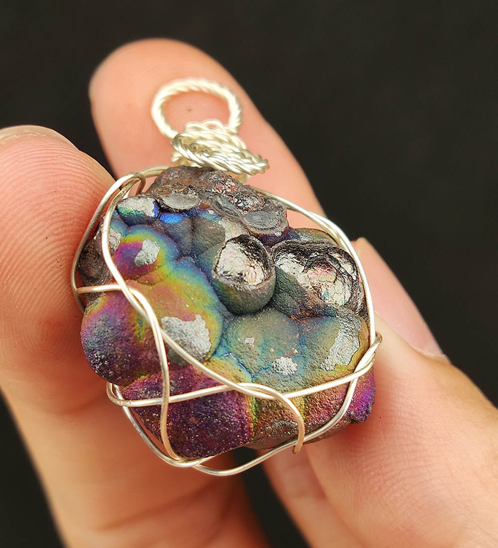 | Goethite Pendant Copper Wire Wrapped Gemstone Pendant | COLOUR: Silver , Rainbow | 100% natural color |