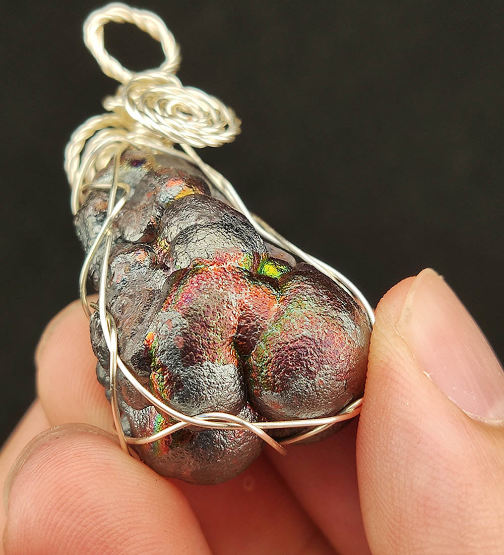 | Goethite Pendant Copper Wire Wrapped Gemstone Pendant | COLOUR: Rainbow, Silver, Red | 100% natural color |