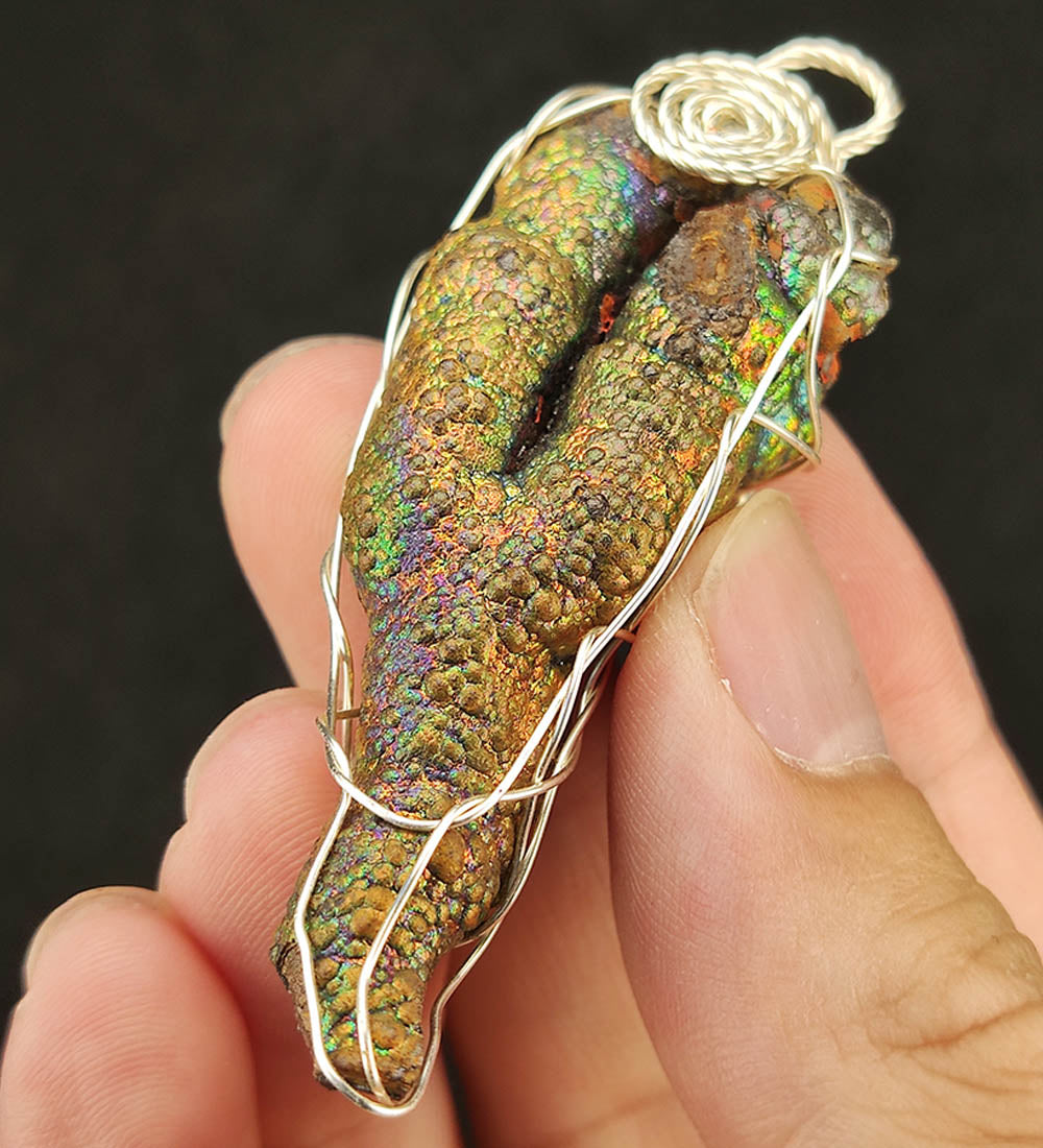 | Goethite Pillar(5cm) | Goethite Pendant Copper Wire Wrapped Gemstone Pendant | COLOUR: Silver, Pink,Green | 100% natural color |