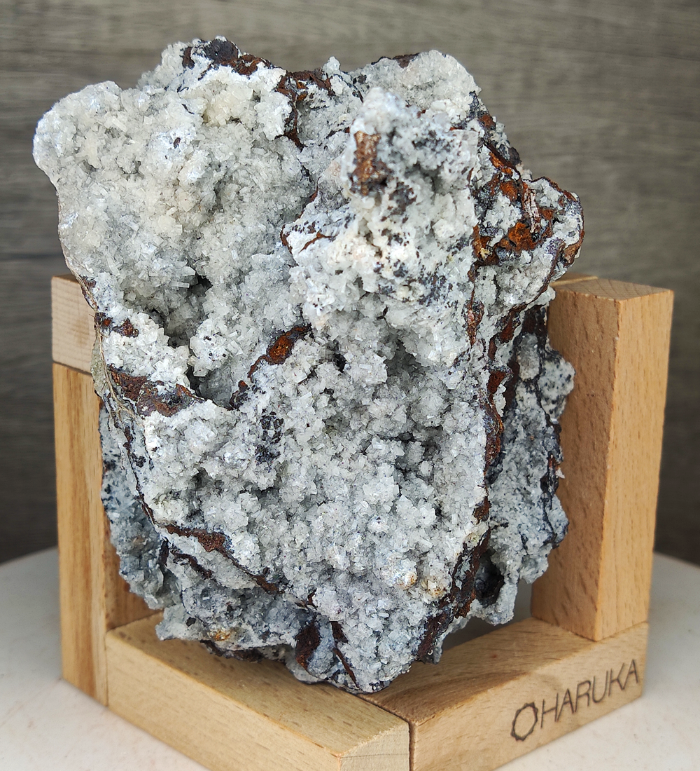 | Top premium rare Iridescent Goethite, Turgite, Hematite, Iridescent | COLOUR: goethite with White Quartz,Crysta | 100% natural color |