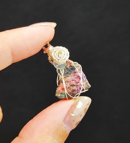 | Mini pendant | Goethite Pendant Copper Wire Wrapped Gemstone Pendant | COLOUR: orange | 100% natural color |