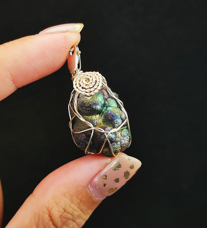 | Mini pendant | Goethite Pendant Copper Wire Wrapped Gemstone Pendant | COLOUR: Gold x Green | 100% natural color |